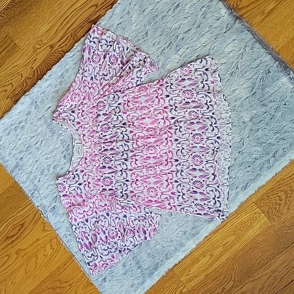 Ariat Pink/Purple Short Sleeve Blouse, Women's Size Extra Small, Great Condition - Picture 1 of 6